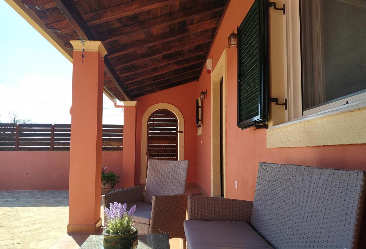 Amaryllis Boutique Apartments Мораитика Екстериор снимка