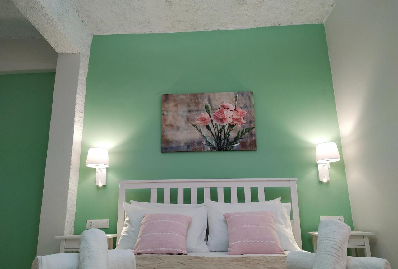 Amaryllis Boutique Apartments Мораитика Екстериор снимка