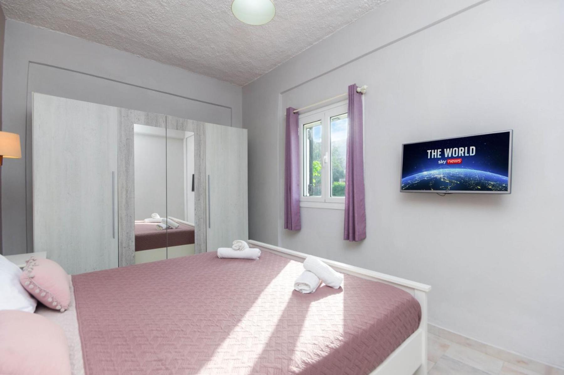 Amaryllis Boutique Apartments Мораитика Екстериор снимка