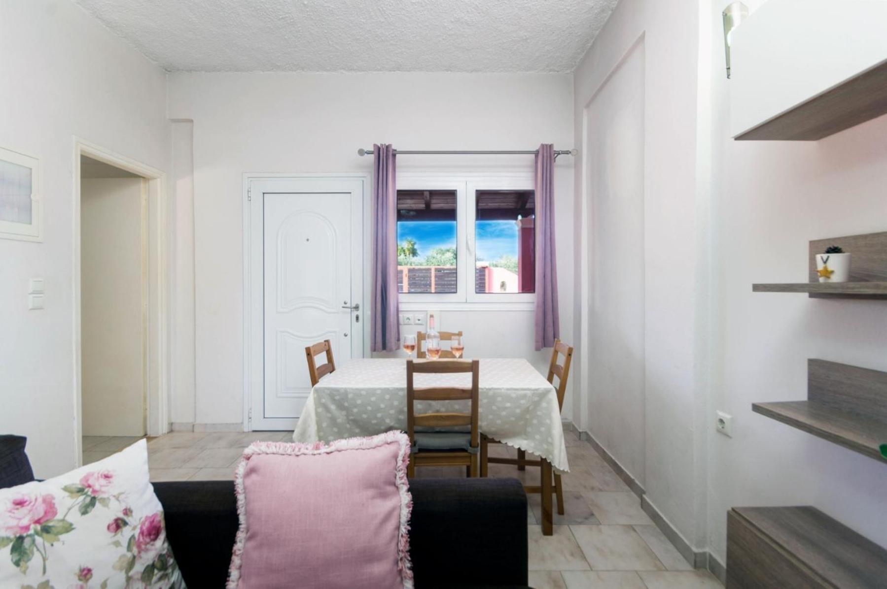 Amaryllis Boutique Apartments Мораитика Екстериор снимка