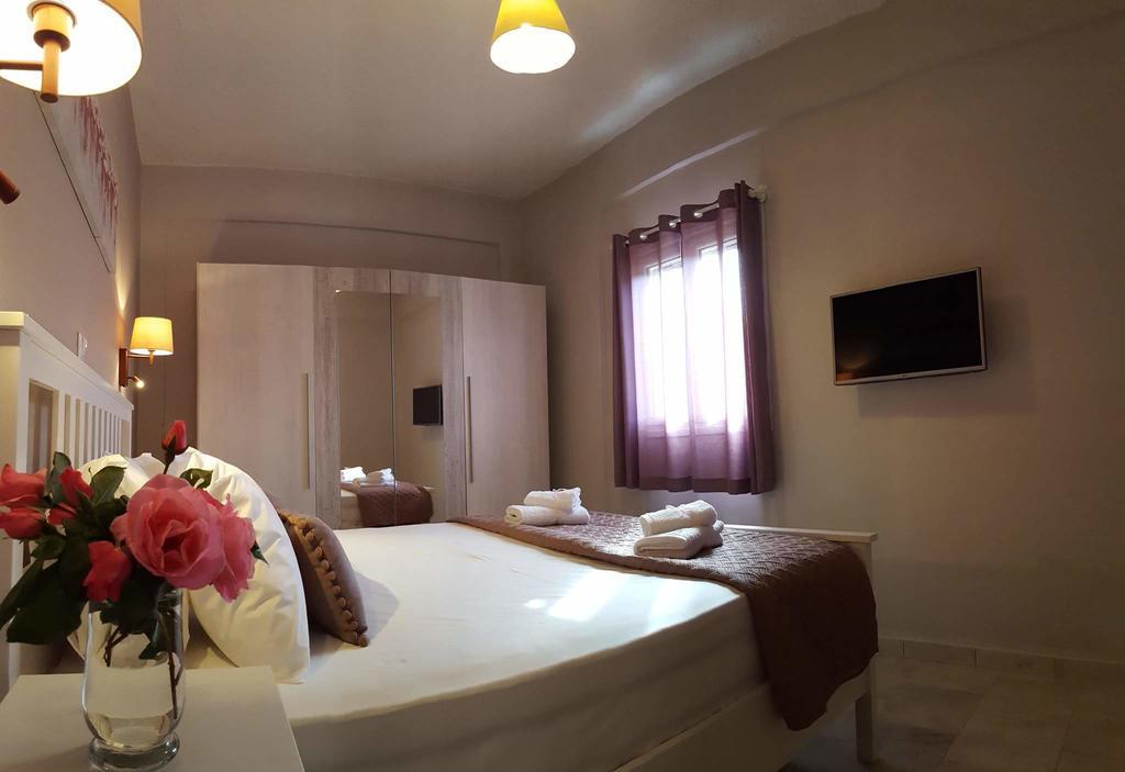 Amaryllis Boutique Apartments Мораитика Екстериор снимка