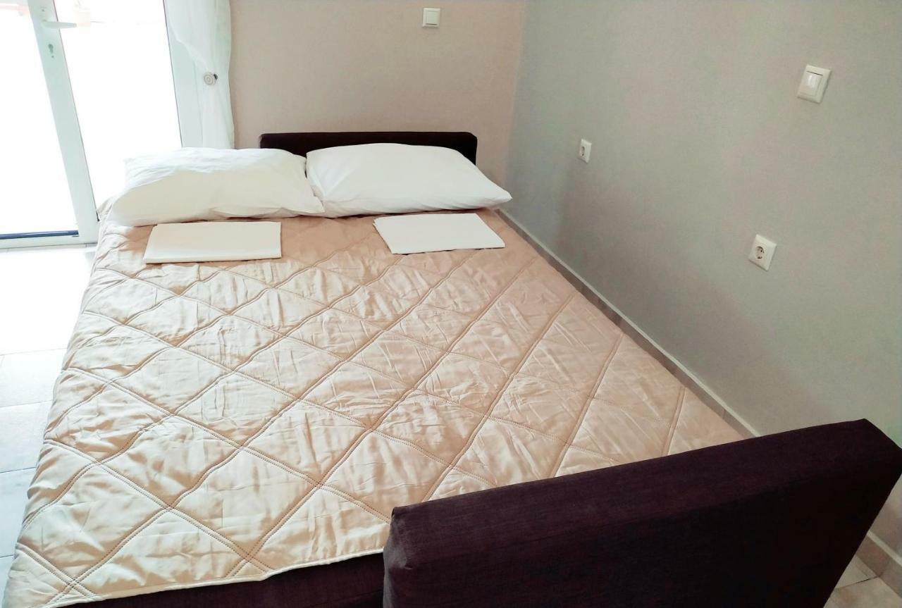 Amaryllis Boutique Apartments Мораитика Стая снимка