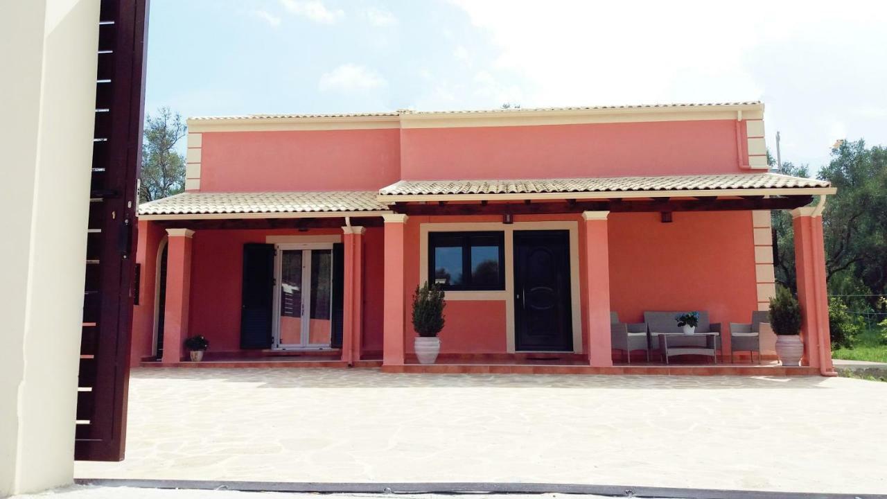 Amaryllis Boutique Apartments Мораитика Екстериор снимка